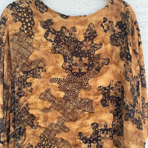 Hilo Hattie Hawaii Sz XL Button Up - Picture 4 of 9